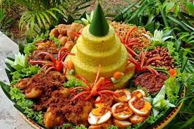 nasi tumpeng