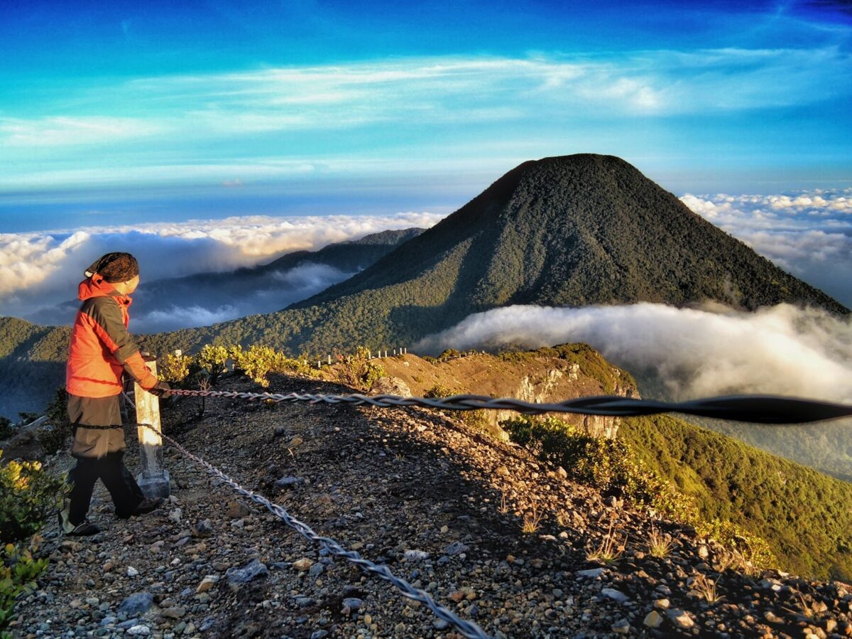 gunung gede pangrango