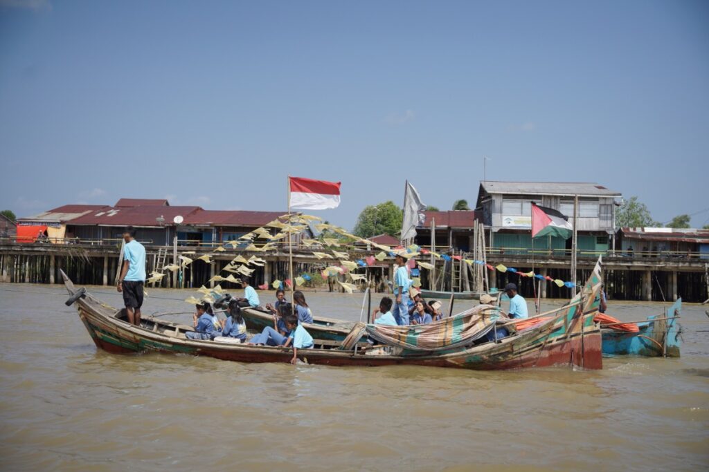tradisi Arakan pompong